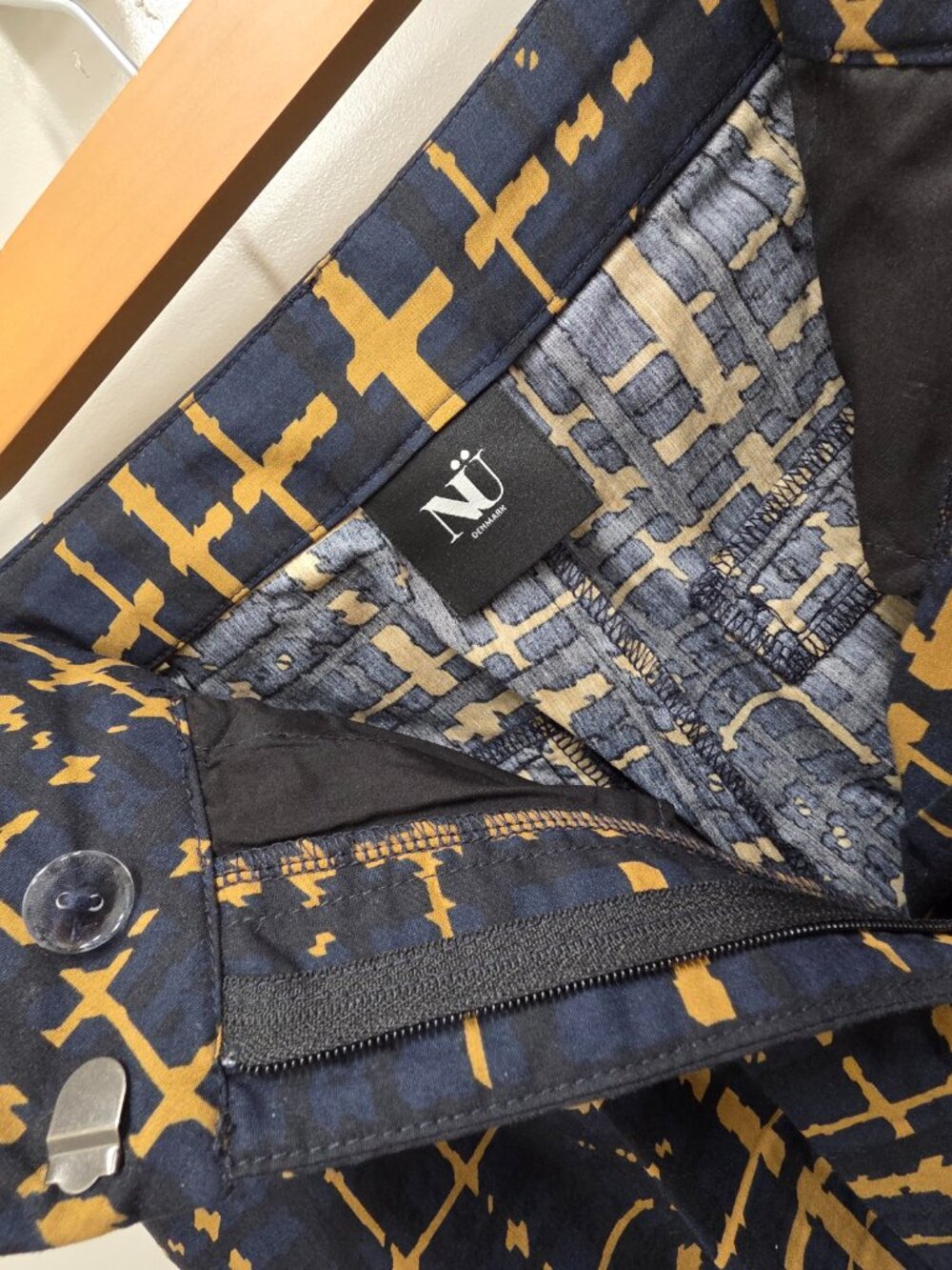 NU Denmark Navy and Gold Print Two Piece Suit - Picture 10 of 14